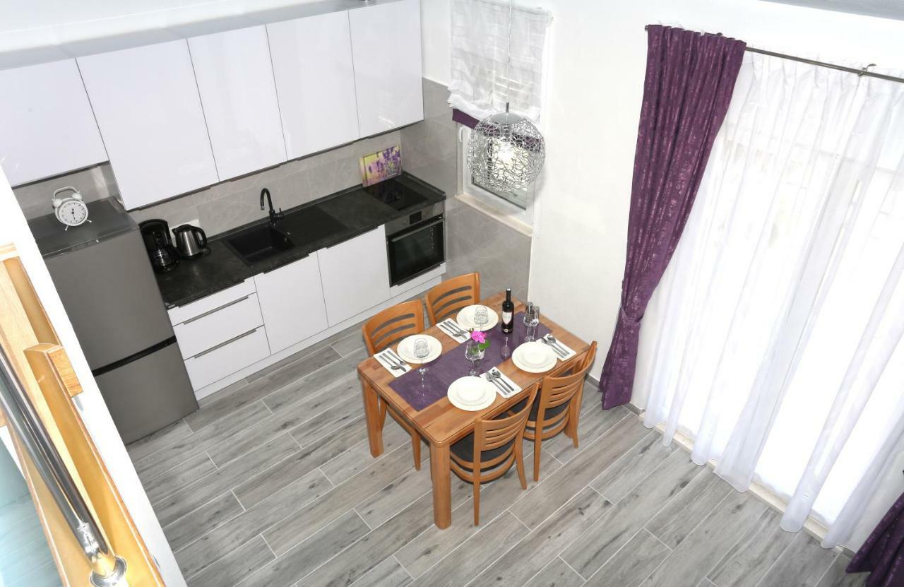 Apartman Kristian Trogir Exterior foto