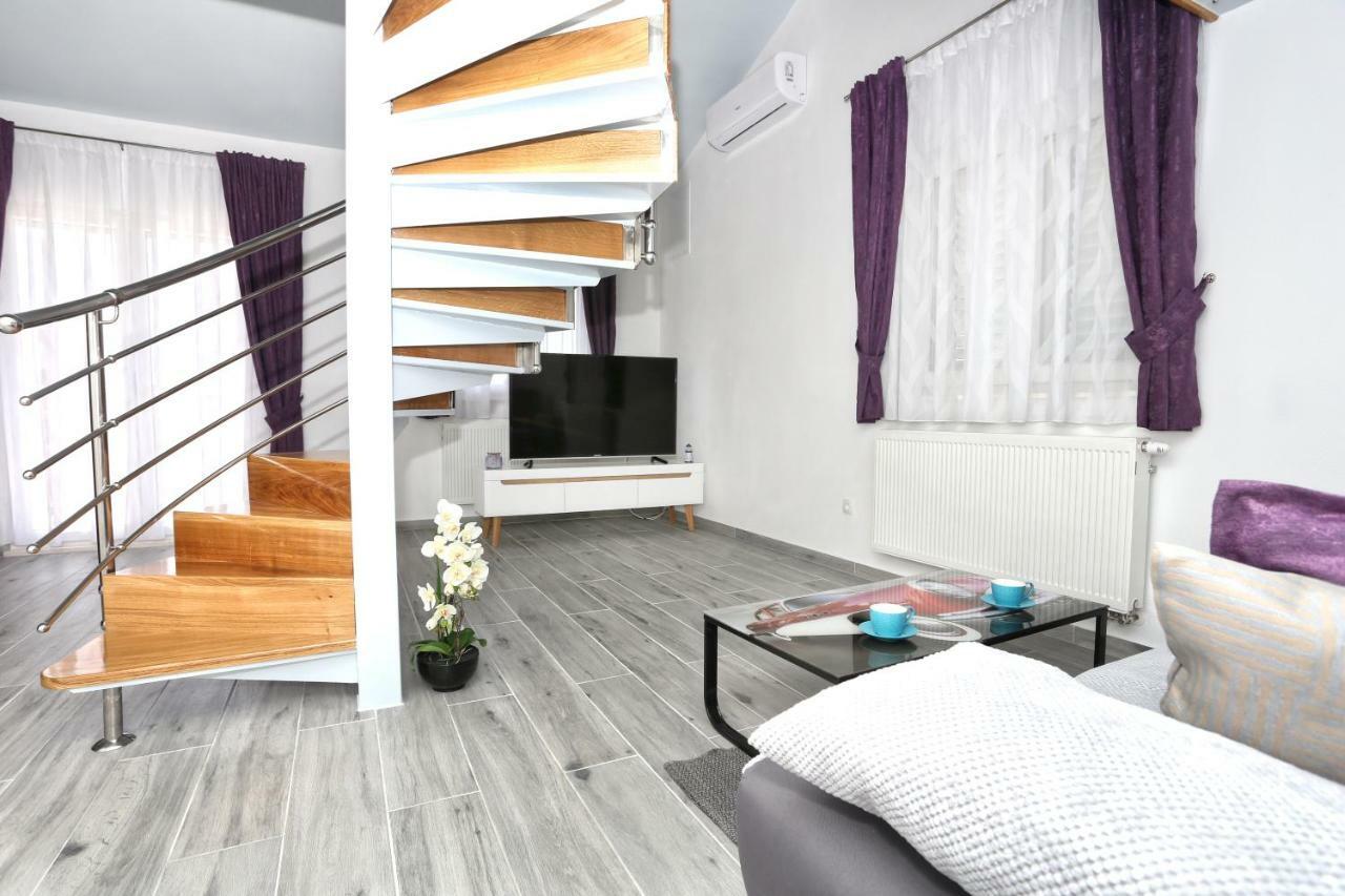 Apartman Kristian Trogir Exterior foto